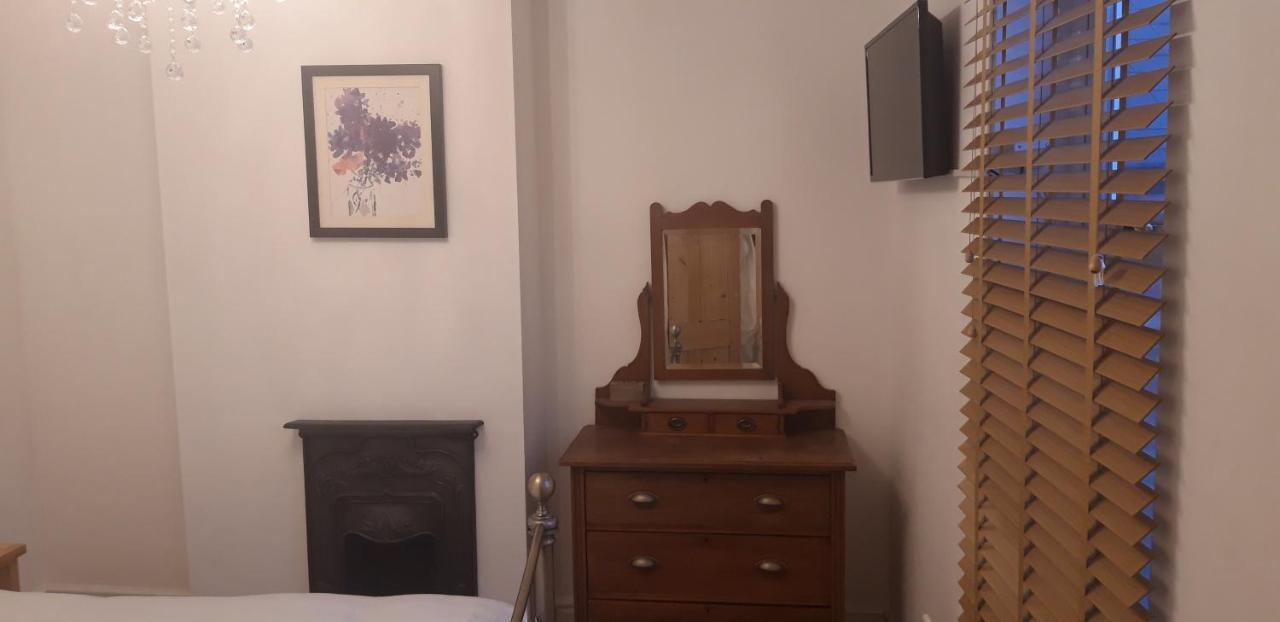 Bodhi Tree Cottage - Grove Road Cottages Стратфорд-апон-Эйвон Экстерьер фото